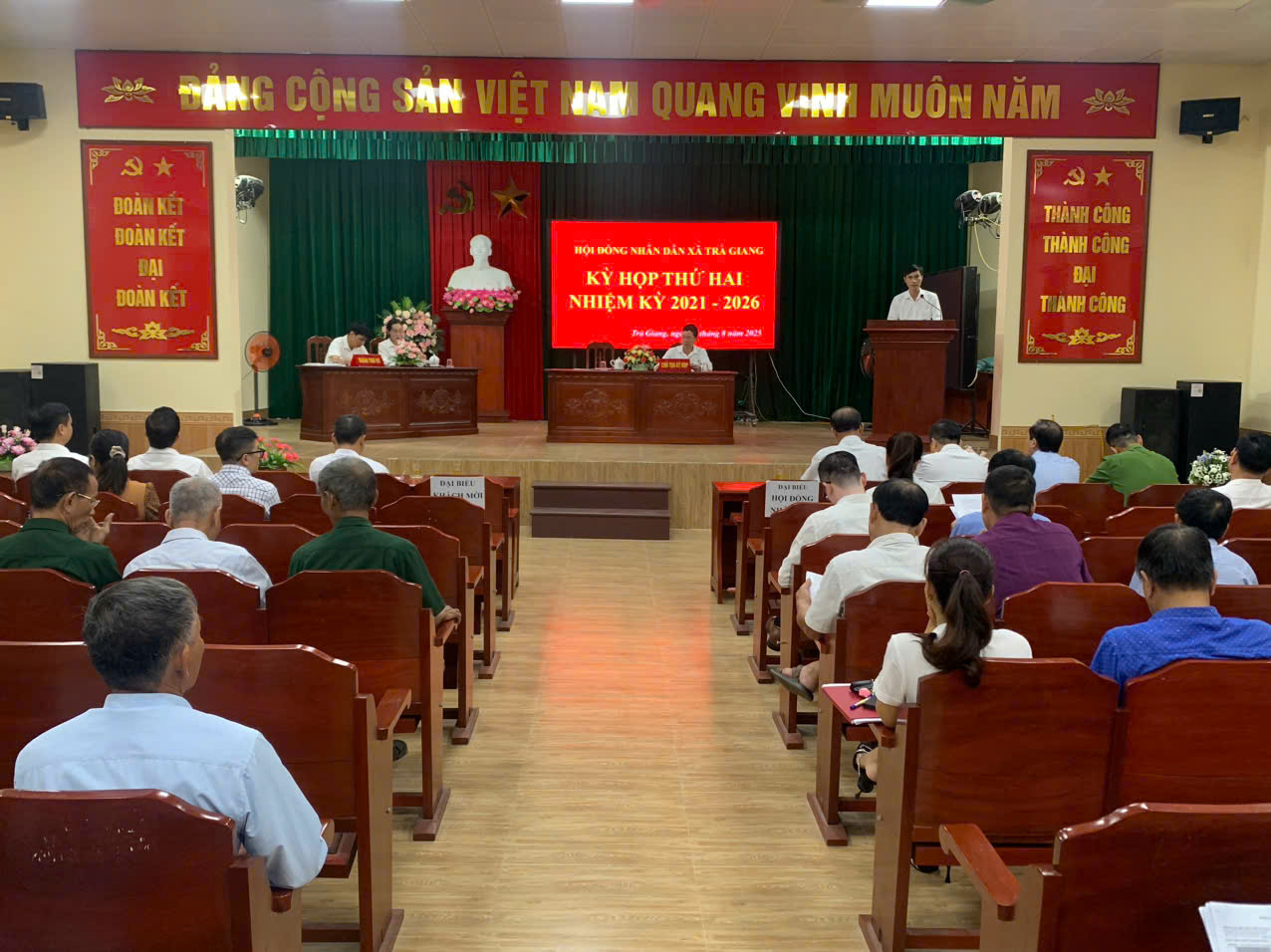 Hội đồng nhân xã Trà Giang tổ chức Kỳ họp thứ hai nhiệm kỳ 2021-2026