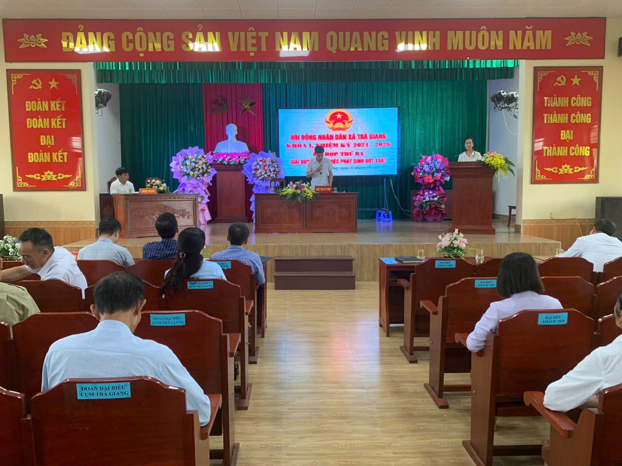 Hội đồng nhân dân xã Trà Giang khoá I, nhiệm kỳ 2021-2026 tổ chức Kỳ họp thứ ba giải quyết công việc phát sinh đột xuất