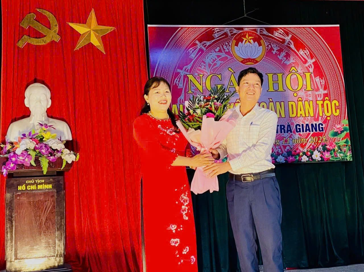 Thôn Bích Kê xã Trà Giang tổ chức Ngày hội đại đoàn kết toàn dân tộc  năm 2025