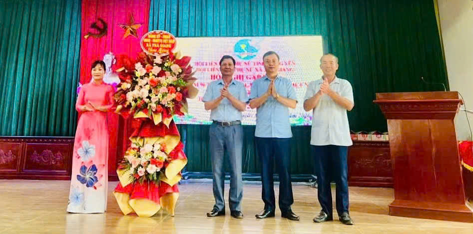 Hội Liên hiệp Phụ nữ xã Trà Giang tổ chức Hội nghị gặp mặt kỷ niệm  96 năm ngày thành lập Hội Liên hiệp Phụ nữ Việt Nam  và 16 năm Ngày Phụ nữ Việt Nam 